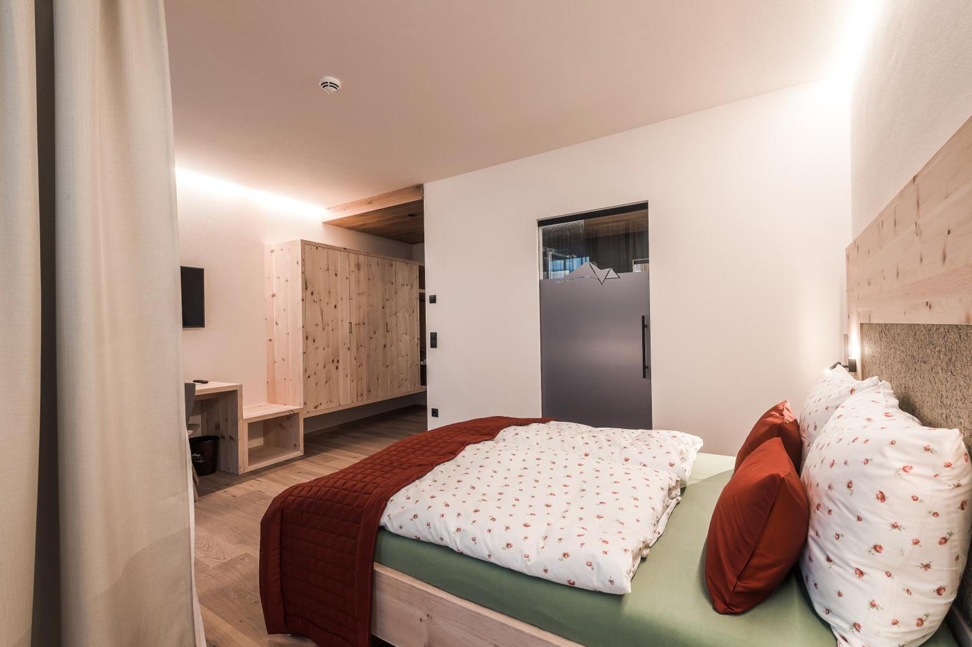 Panoramic Lotsch Hotel Sarentino Kamer foto