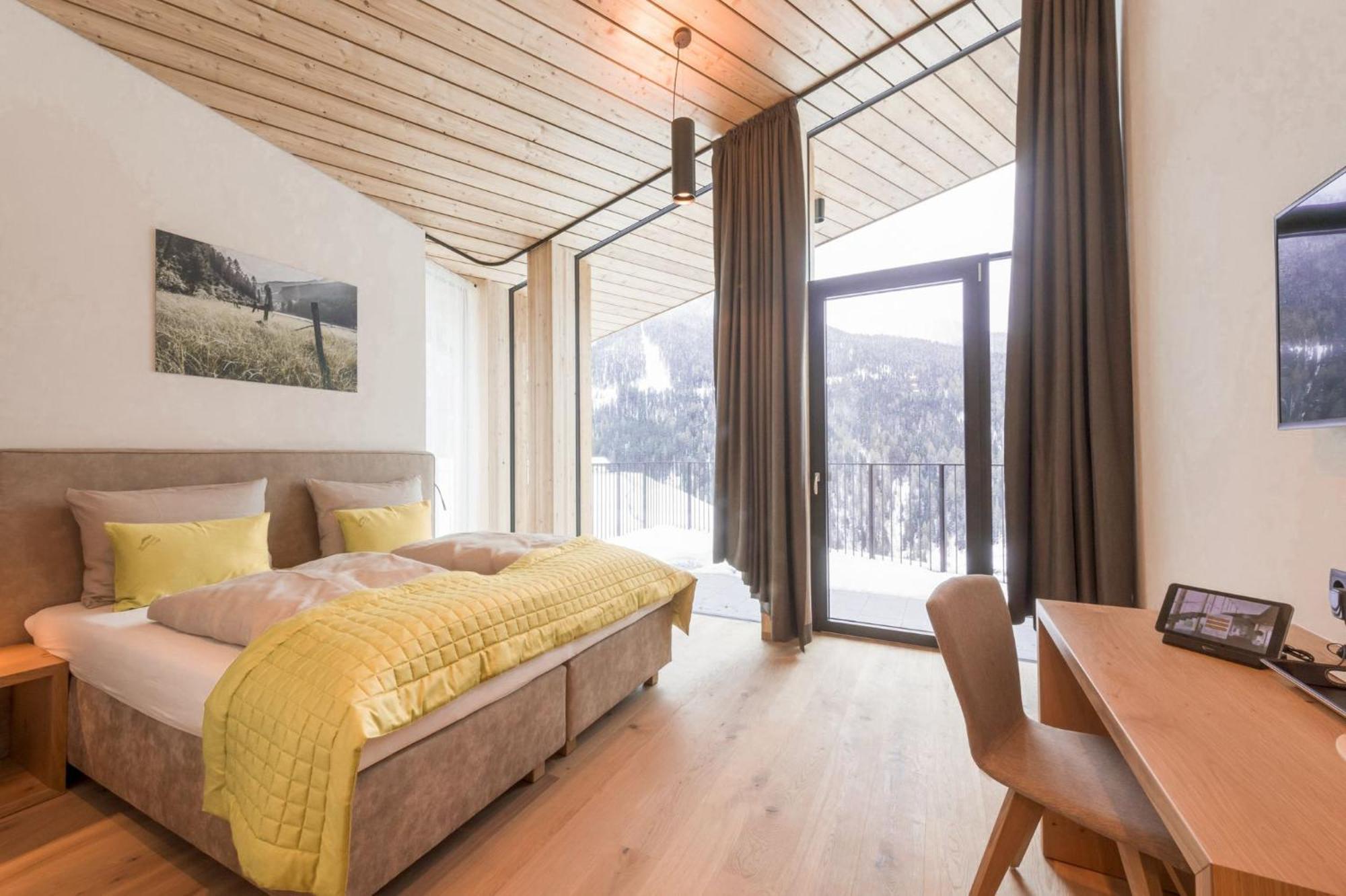 Panoramic Lotsch Hotel Sarentino Kamer foto
